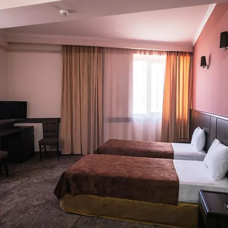 Regineh Hotel-2