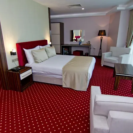 Sky Tower Hotel-3