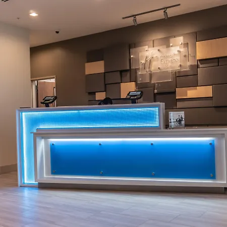 Holiday Inn Express & Suites - Birmingham - Homewood-2