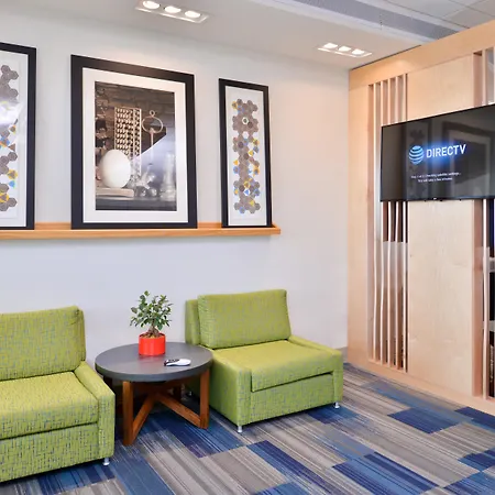 Holiday Inn Express & Suites - Ruskin By Ihg-2