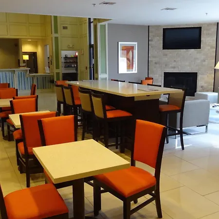 Holiday Inn Express Hotel Kansas City - Bonner Springs By Ihg-2
