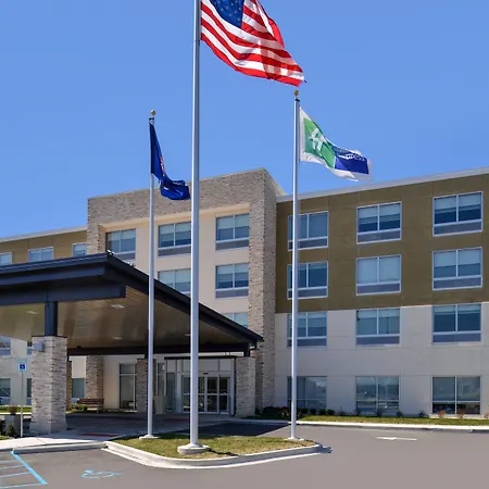 Holiday Inn Express & Suites - Southgate - Detroit Area By Ihg-2