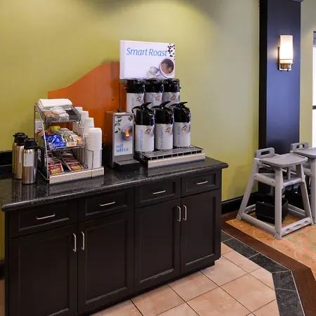 Holiday Inn Express & Suites Halifax Airport By Ihg-2