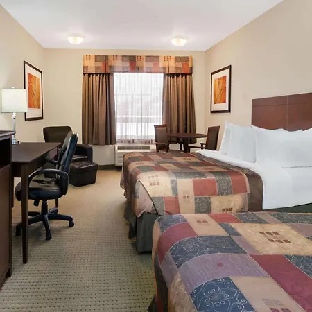 Ramada By Wyndham Weyburn-2