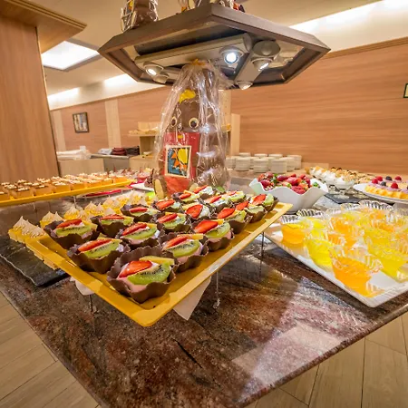 Golden Avenida Family Suites 4 Sup-2