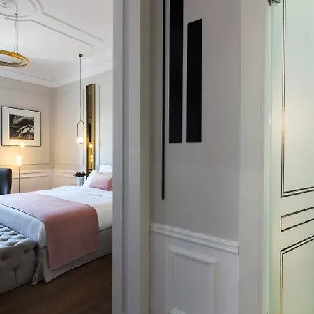A77 Suites, Small Luxury Hotels Of The World-3