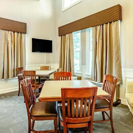 Radford Inn-3