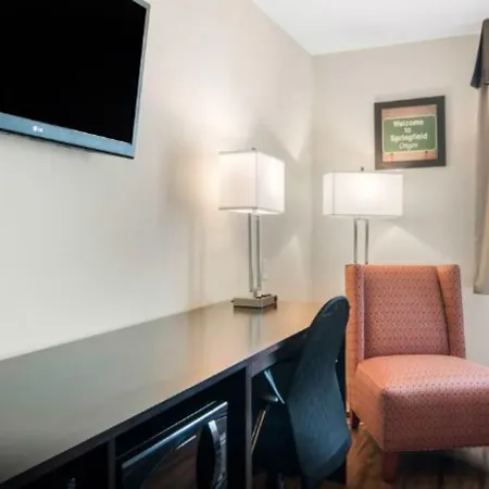 Econo Lodge Inn & Suites Springfield Main Street-2