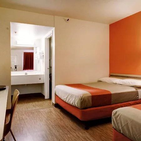 Super 8 By Wyndham Woods Cross - Salt Lake City North-3