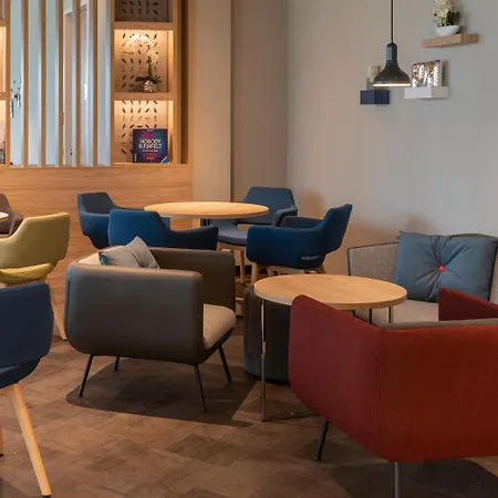 Holiday Inn Express Düsseldorf - Hauptbahnhof, an IHG Hotel-3
