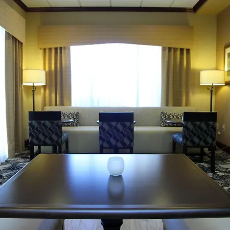 Hampton Inn By Hilton Clinton-2