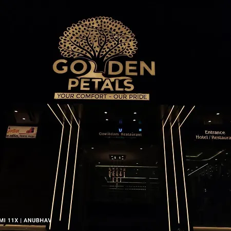 Hotel Golden Petals-2