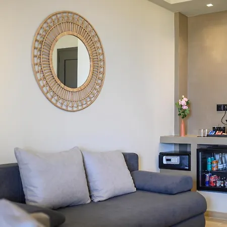 Nicolas Grand Suites, Adults Only-2