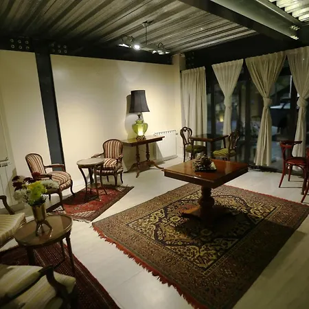 718 Rufino Petit Hotel-3