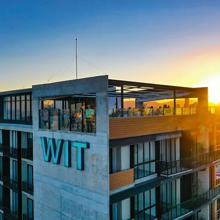 Loft In The Heart Of Americana, Have An Artsy Stay-2