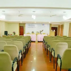Kottaram Hotels Ottaplam-3