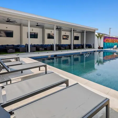 Seaport Suites-3