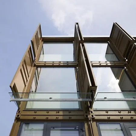TIN INN Montabaur l einfach gut - Nachhaltiges Hotel aus Überseecontainern-2