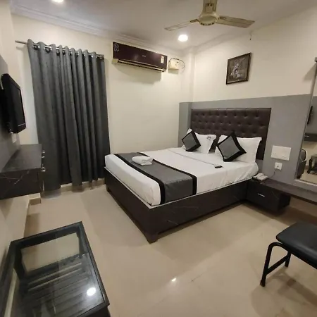 Hotel Vighneshwara Inn-3