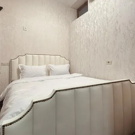 Renaysance Hotel-2
