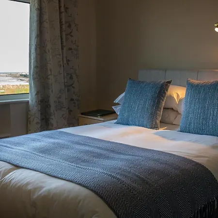 Ceol Na Mara House And Self Catering-3