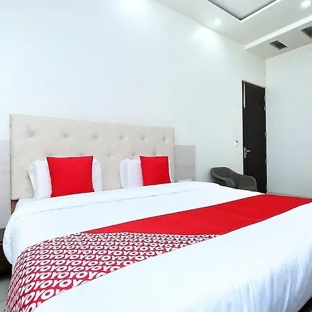 Lucky Hotel And Restaurant-2