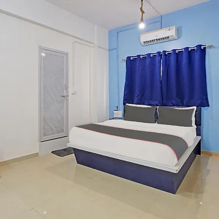 Hotel Solitaire, Best Luxurious Budget Hotels In Surat-3