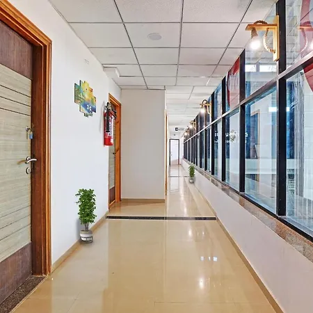 Hotel Solitaire, Best Luxurious Budget Hotels In Surat-2