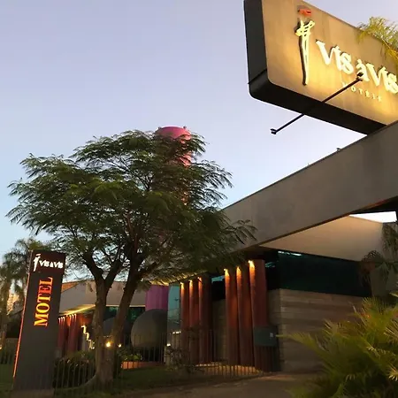 Motel Vis A Vis Poa-3