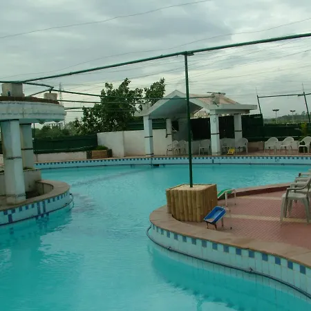 Vip'S Club-3