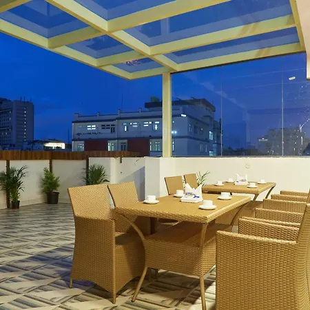 Vovo Premier Hotel-3