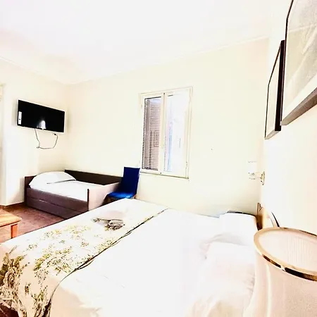 Hotel Resi-3