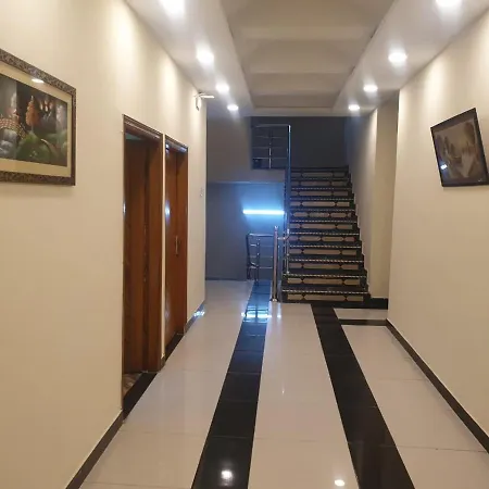 Dream Night Hotel-3