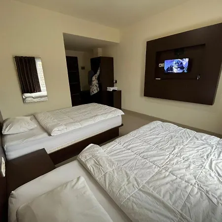 De Capitol Hotel Syariah-2