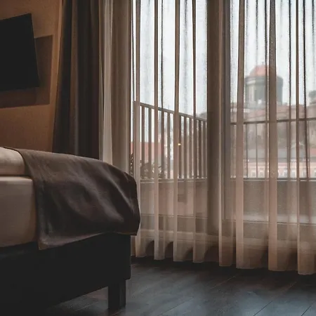 Mediterraneo Luxury Room Esztergom-2