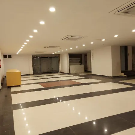 Hotel Townhouse At Udaipur City Railway Station-2