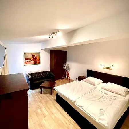 Hotel Zur Roemerbruecke-2