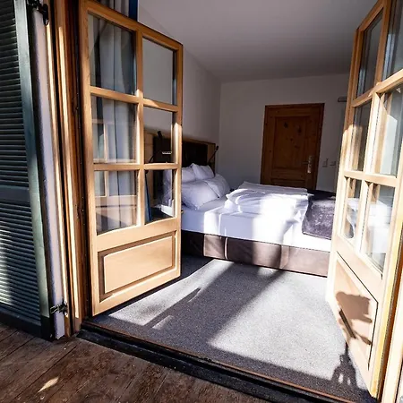Sl Hotel-2