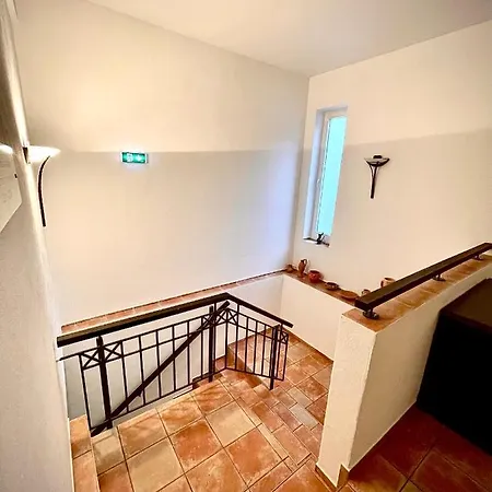 Hotel Zur Roemerbruecke-3