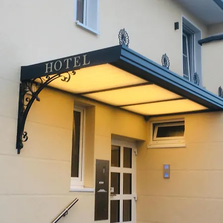 Hotel Haus Loewe-2