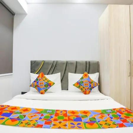 Hotel The Rasa At Vasundhara-3