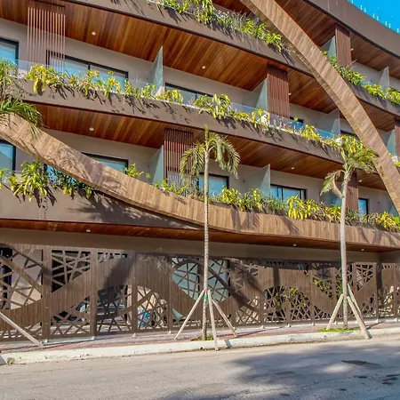 Menesse Tulum #327, Downtown-3