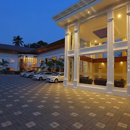 Eloor Tourist Home-2