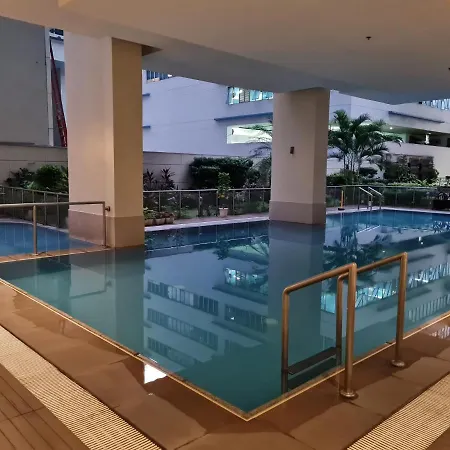 Huge Condo Unit Near Burgos Circle, St Lukes, Shangri-La - P Hamptons T1-2