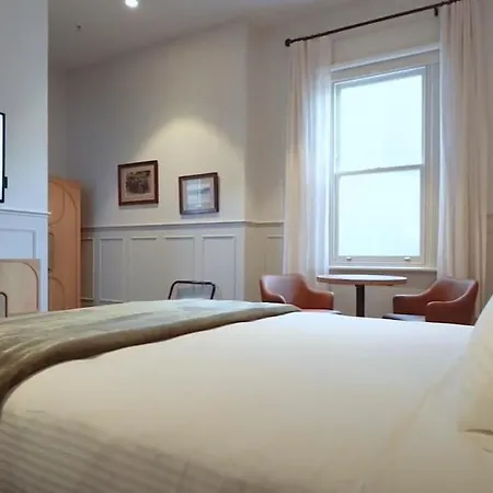 Portarlington Grand Hotel-2