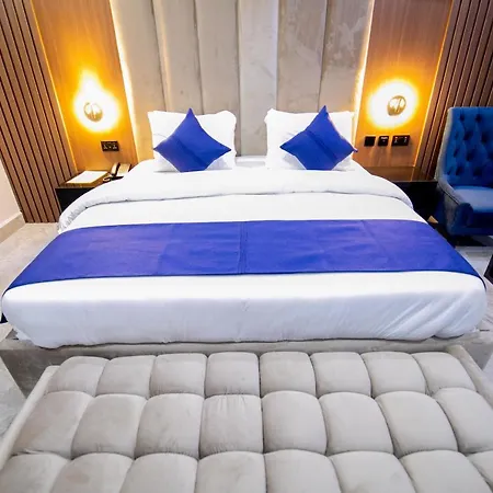 Tranquila Hotels And Suites Abuja-3