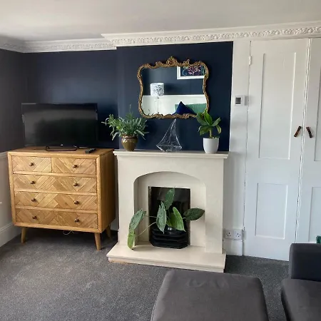 Paragon Home-3