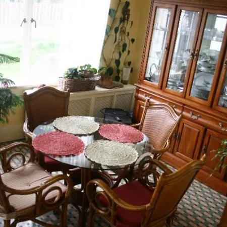 Tarry Here Mansion Bed & Breakfast-2