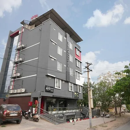 Hotel Townhouse At Udaipur City Railway Station-3