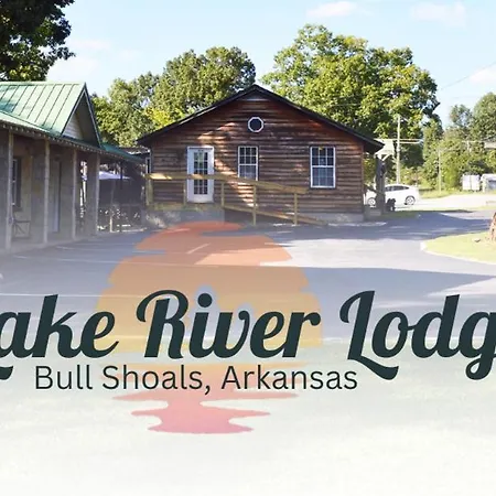 Lake River Lodge-3
